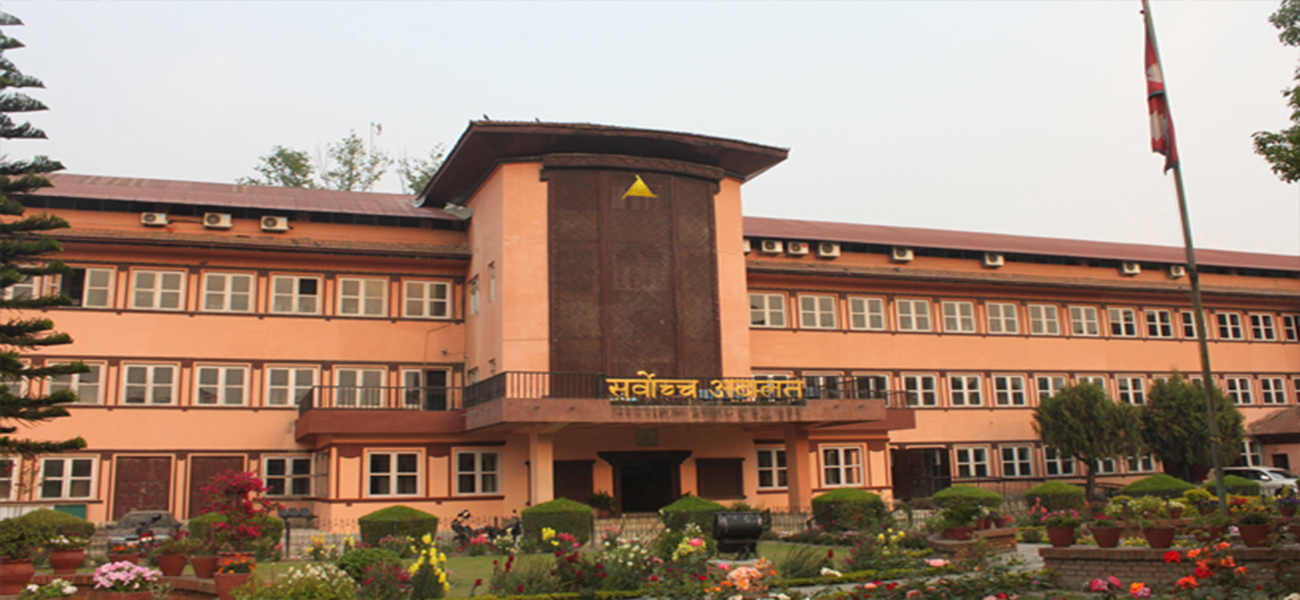 तीन दिनभित्र शिक्षकलाई विद्यालय फर्काउन सर्वोच्चको आदेश, परीक्षा सार्न नपाउने